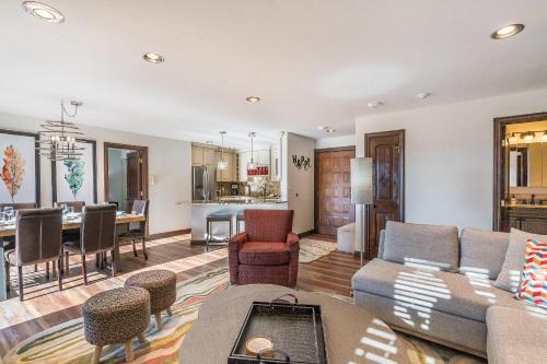 Two-Bedroom Apartment image 6