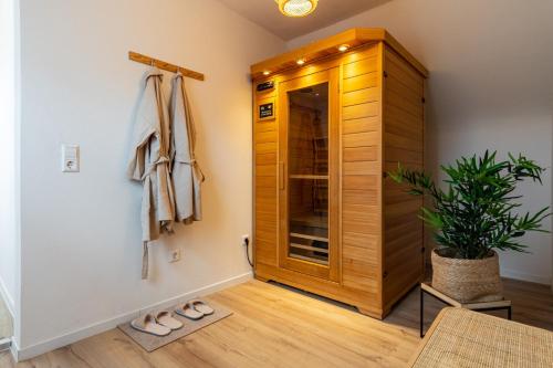 Szauna, RELAX-Apartment - Sauna & Spacious, Garage, 105 m2 in Mühlacker