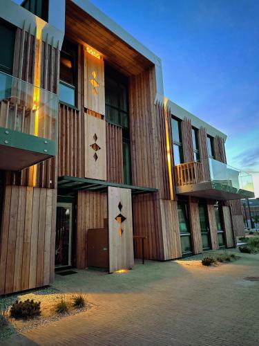 "Nidos vėtrungės" atostogų namai ("Nidos vetrunges" atostogu namai) in 內林加