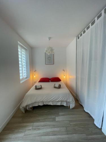 Joli Cocon dans maison plein sud avec jardin privé -clim-wifi gratuit - 15mn des plages - Location saisonnière - Marseille