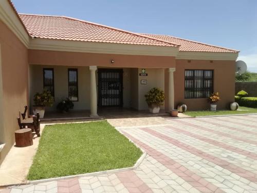 Girlie's bed and breakfast in Kopong