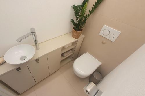 3 Zi, Balkon, ruhig, 73m²: ein Hauch von Luxus, Ulm (photo 4)