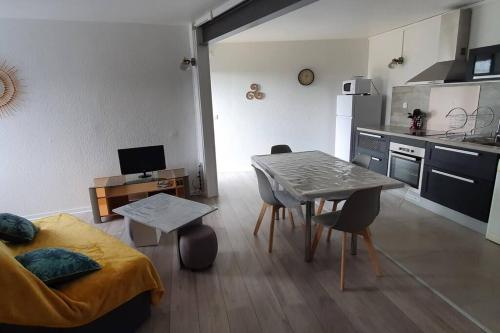 Location T2+ appt plein pied aménagé bord de mer - Location saisonnière - Guidel