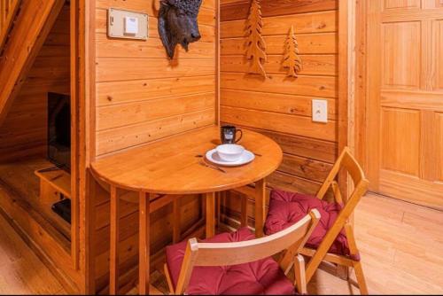 Cabin #1 Buffalo Herd -Pet Friendly - Sleeps 6 - Playground & Game Room, Payson (foto 6)