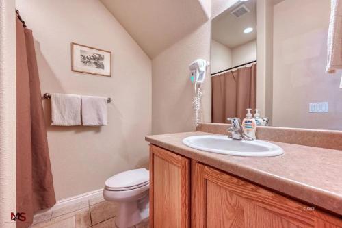3BR / 2BA Townhome with Pool, Patio, WiFi, Washer/Dryer, Kanab (photo 7)