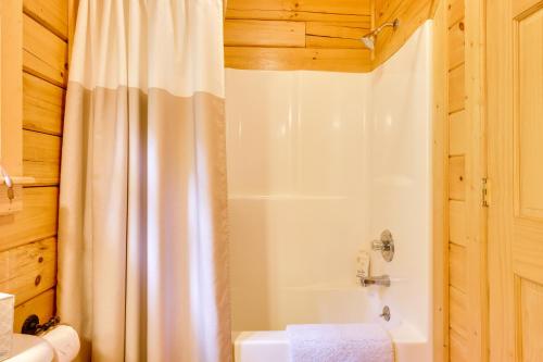 Dog-Friendly Getaway with King Suites and Hot Tub!