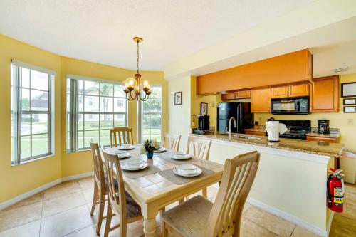 Laguna Bay Condo with Pool 7 Mi to Disney World! in Kissimmee, USA