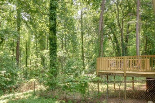 Seneca Vacation Rental Less Than 1 to Lake Keowee Access! Seneca Vacation Rental Less Than 1 to Lake Keowee Access!