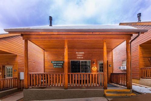 Cabin #3 Rainbow Trout - Pet Friendly- Sleeps 6 - Playground & Game Room, Payson (photo 9)