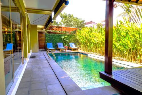 Villa LOGAN - KUTA - 5 Bedroom - 3 Bathroom Villa - Great Location