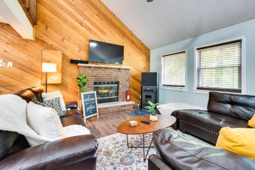 Poconos Vacation Rental with Pool and Beach Access! in Tobyhanna, USA