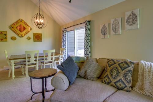 Wintergreen Resort Vacation Rental with Pool Access! in Mount Torry Furnace, USA
