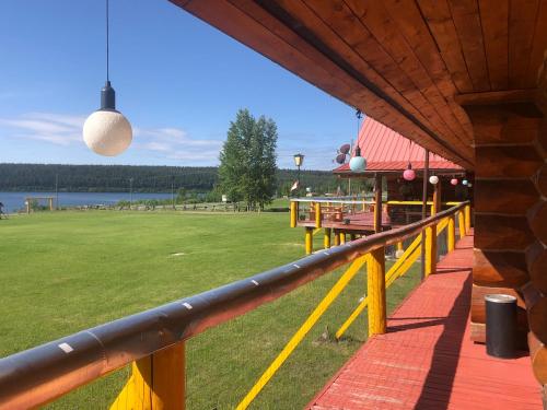 Cariboo Log Guest House