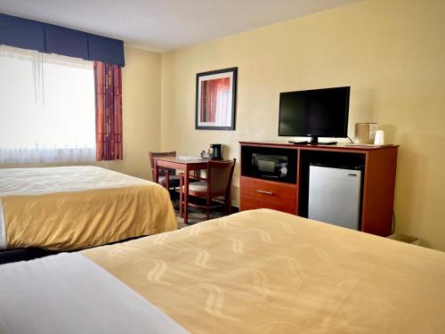 Quality Inn & Suites Wisconsin Dells Downtown - Waterparks Area