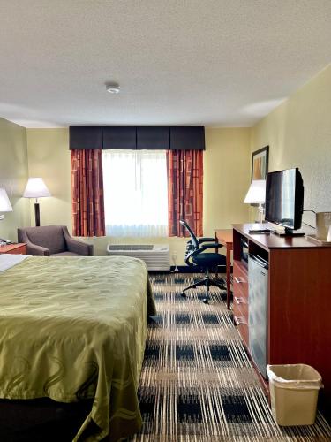 Quality Inn & Suites Wisconsin Dells Downtown - Waterparks Area