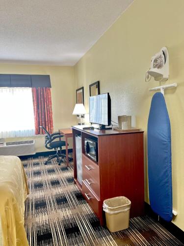 Quality Inn & Suites Wisconsin Dells Downtown - Waterparks Area