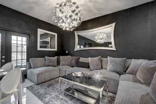 14 Room DisneyMansion by AmericanVacationliving thumb 4