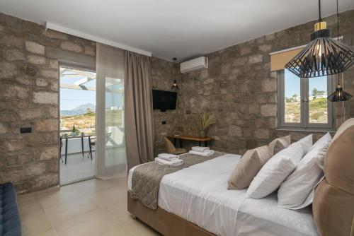 Kedros Milos Suites