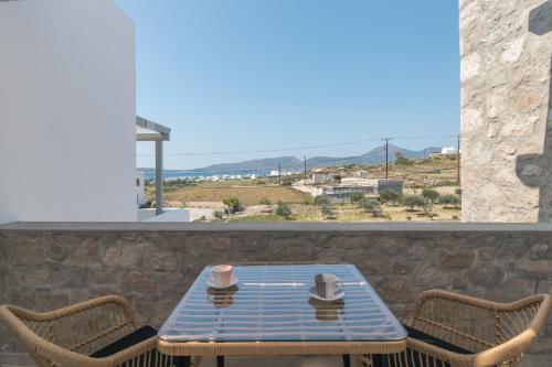 Kedros Milos Suites