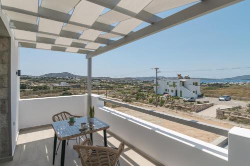 Kedros Milos Suites