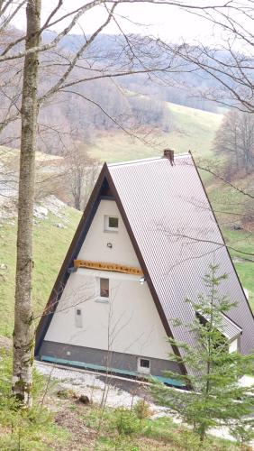 Weekend house NEST Bjelašnica