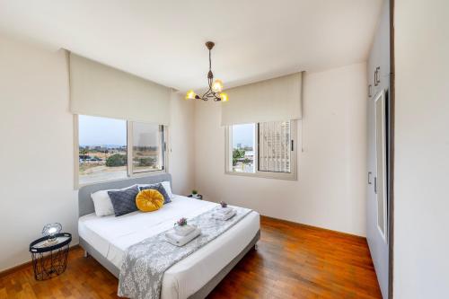 Mackenzie Beachfront Eftyhia Suite - image 2