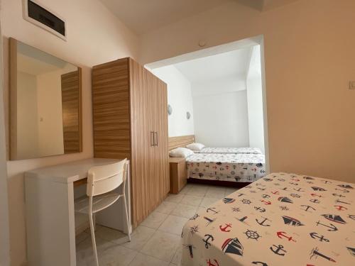 Hotel Status - image 5