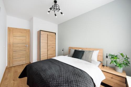 Wola Skwer Happy Apartment, Warsaw