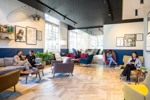 Hotel Novotel Brussels Off Grand Place - image 4