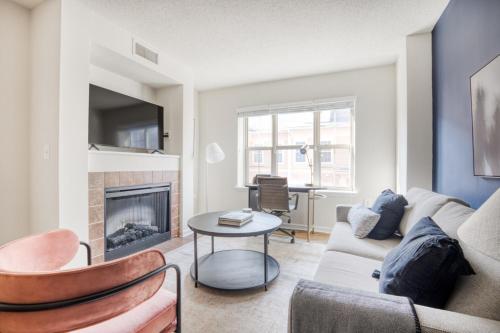 North Bethesda 1br w wd pool gym nr metro WDC-607 in North Bethesda, USA