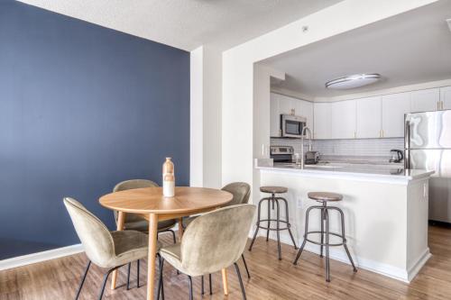 North Bethesda 1br w wd pool gym nr metro WDC-607 in North Bethesda, USA