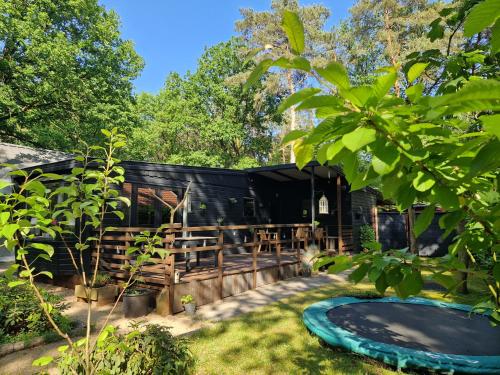 Heerlijk Huisje in het bos op Chaletpark Kempenbos