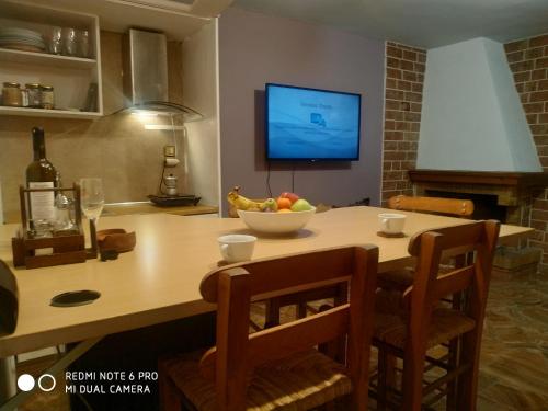 Konyha, Muses apartments in Euboea