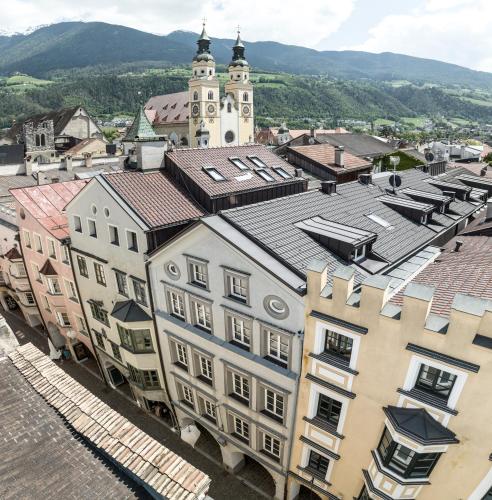 Odilia - Historic City Apartments - center of Brixen, WLAN and Brixencard included