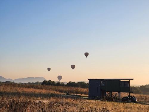 Balloon View Country Cottage