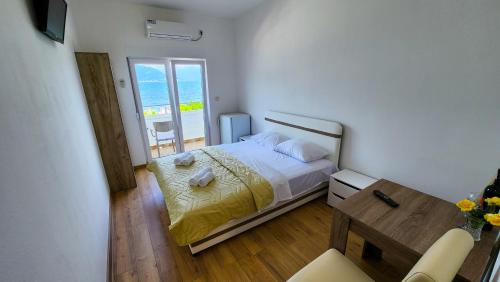 Apartments Maxi Katić - image 2