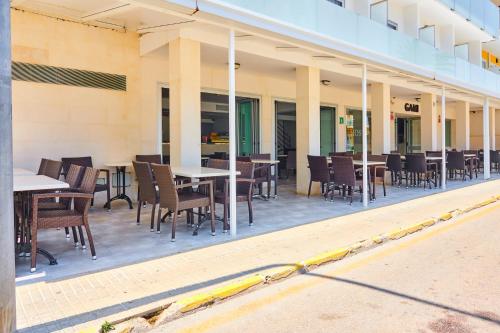 شرفة/ تراس, Hostal Gami Adults Only in كابيبيرا
