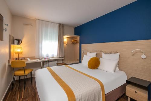 Standard Room - 1 Double Bed