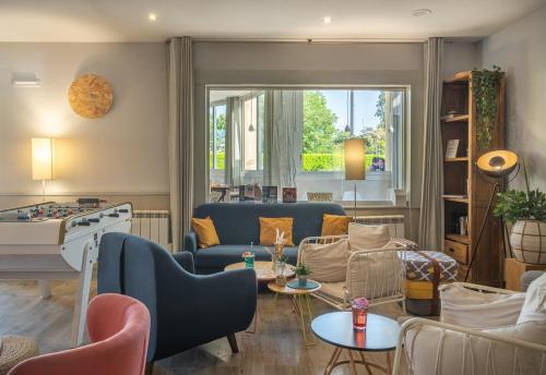 Közös társalgó / TV, Kyriad Lyon Est Bron Eurexpo Le Cottage in Bron