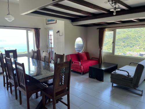Slowly B&B – Jiufen, VA
