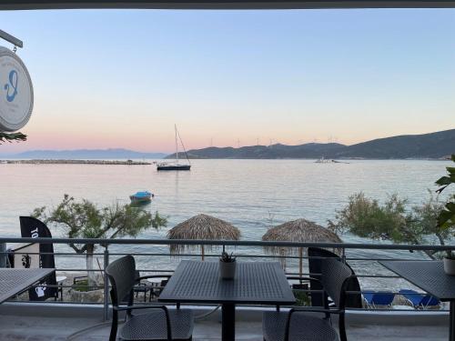 設施, Thalassa view in 埃雷特里亞
