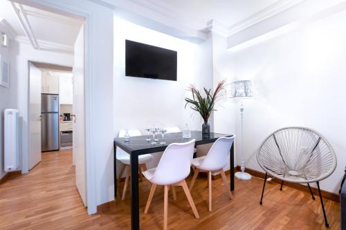 Glamorous Apt in Kolonaki - image 9