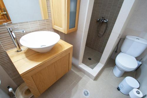 Two-Bedroom Apartment image 4