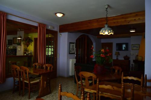 Hostal l'Escon