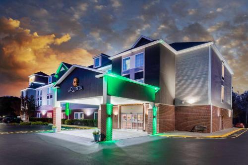 La Quinta by Wyndham Stonington-Mystic Area - image 3