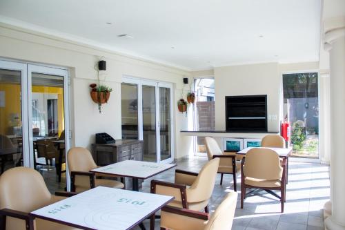 1945 on Kloof Guesthouse, Johannesburg (photo 10)