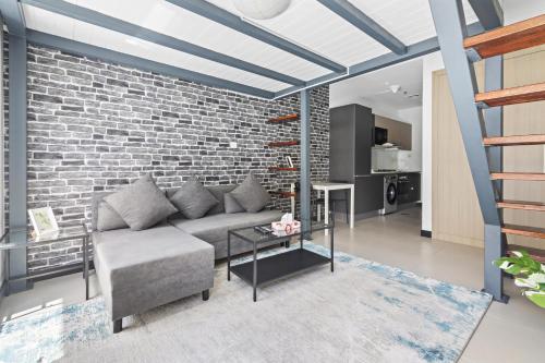 ALiving Duplex Studio I Aria Residence by Grovy, JVC, Dubai