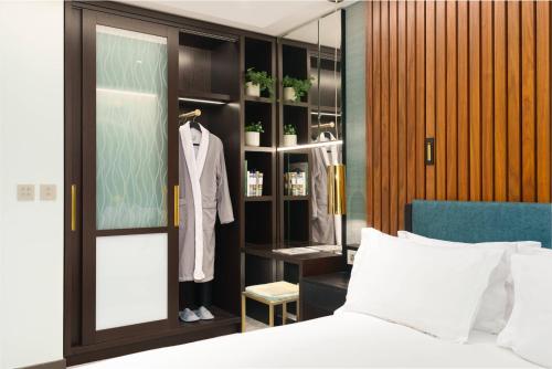 Middle Eight - Covent Garden - Preferred Hotels and Resorts