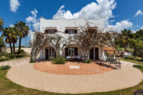  Villa Sunkiss by Perle di Puglia in Pulsano