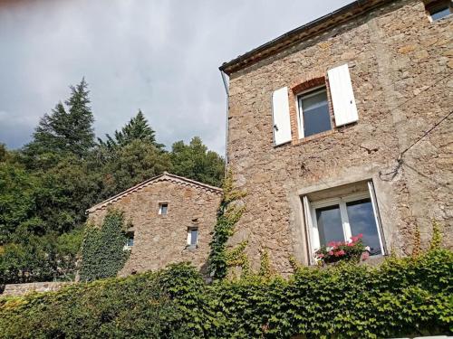 Grande maison cévenole à la décoration soignée - Location saisonnière - Val-d'Aigoual